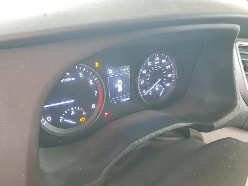 2017 HYUNDAI TUCSON SE  