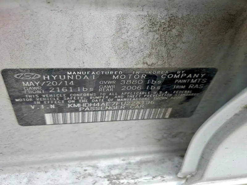 2015 HYUNDAI ELANTRA SE  