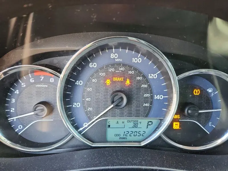 2015 TOYOTA COROLLA LE  