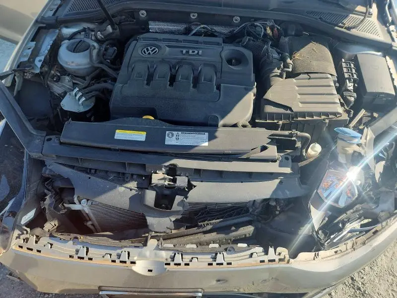 2015 VOLKSWAGEN GOLF TDI  