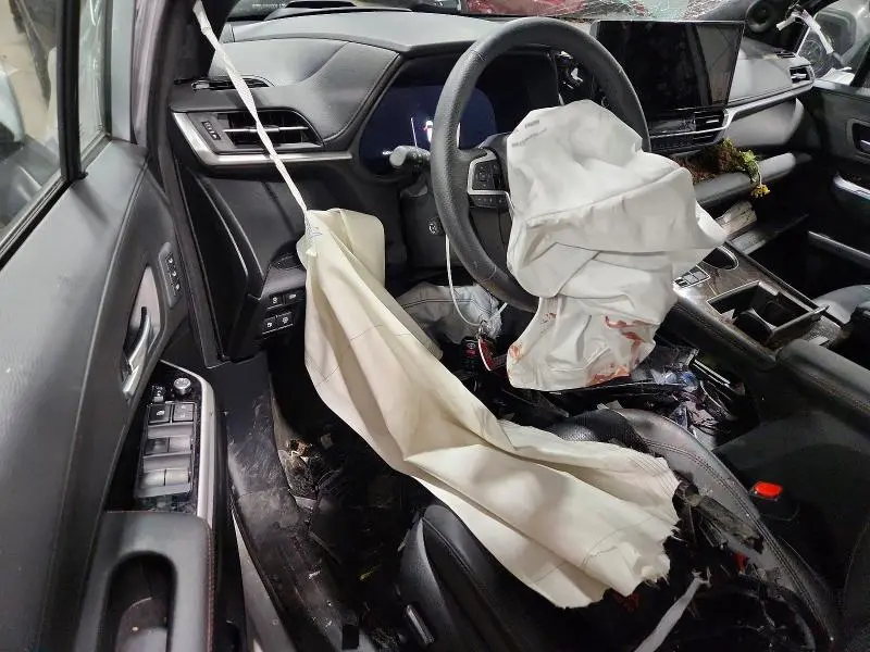 2025 TOYOTA SIENNA PLATINUM 7-PASSENGER  