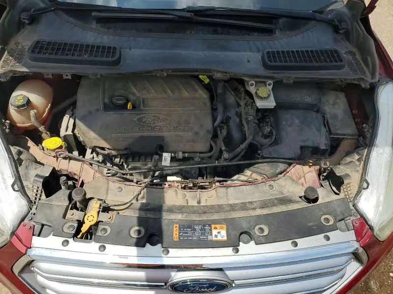 2017 FORD ESCAPE SE  