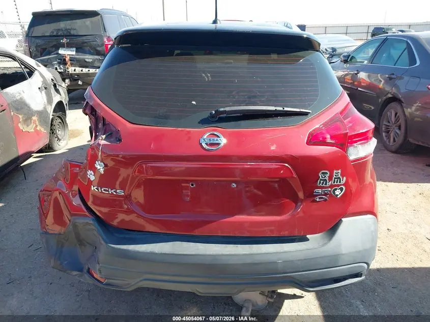 2019 NISSAN KICKS SR