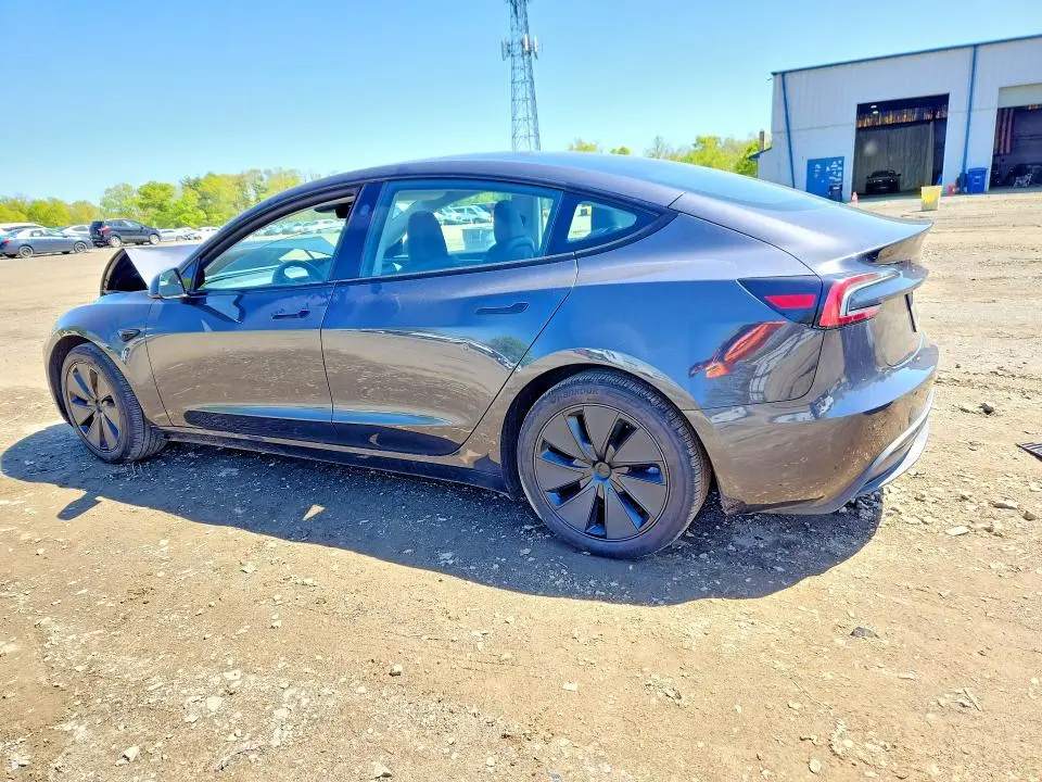 2024 TESLA MODEL 3   