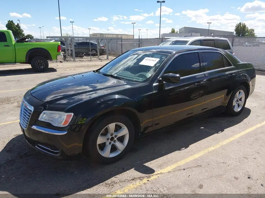 2012 CHRYSLER 300  