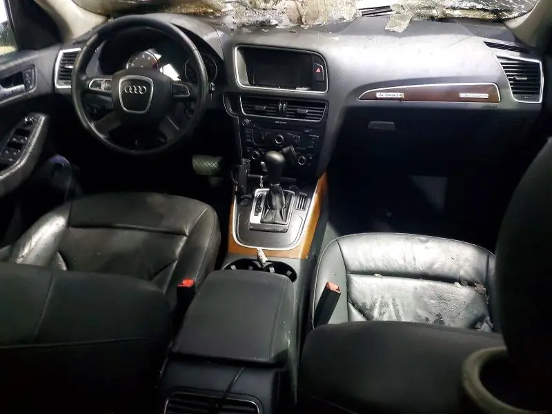 2010 AUDI Q5 PREMIUM PLUS  