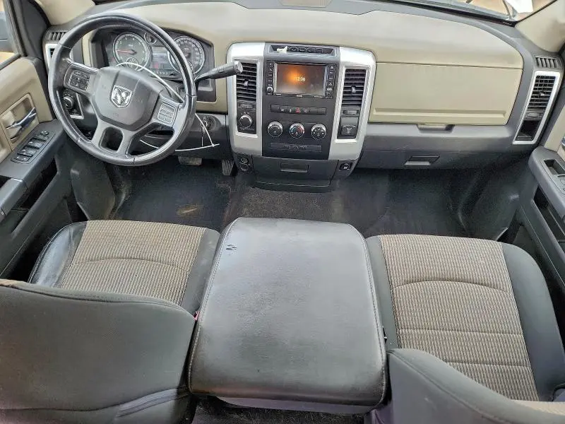 2012 DODGE RAM 1500 SLT  