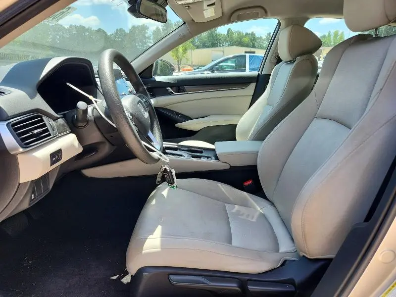 2019 HONDA ACCORD LX  