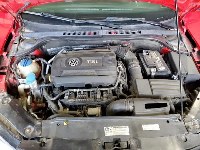 2016 VOLKSWAGEN JETTA SPORT  