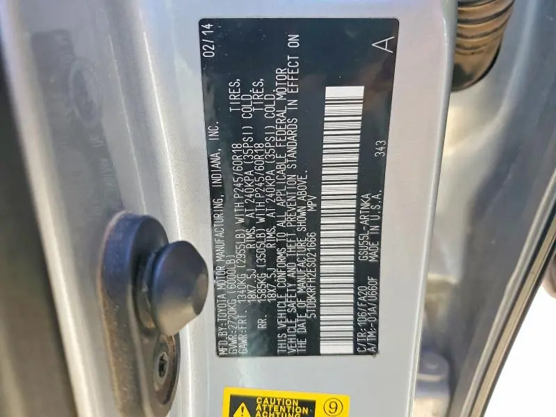 2014 TOYOTA HIGHLANDER LE  