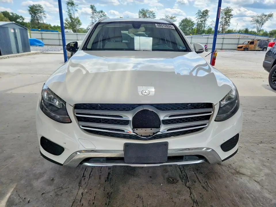 2017 MERCEDES-BENZ GLC 300  