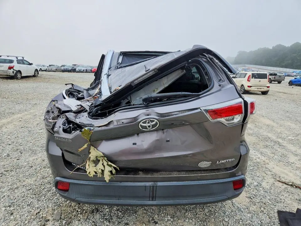 2015 TOYOTA HIGHLANDER LIMITED PLATINUM  