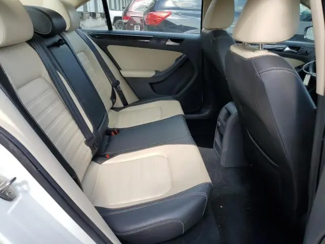 2017 VOLKSWAGEN JETTA SEL  