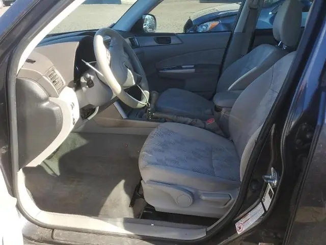 2010 SUBARU FORESTER XS  