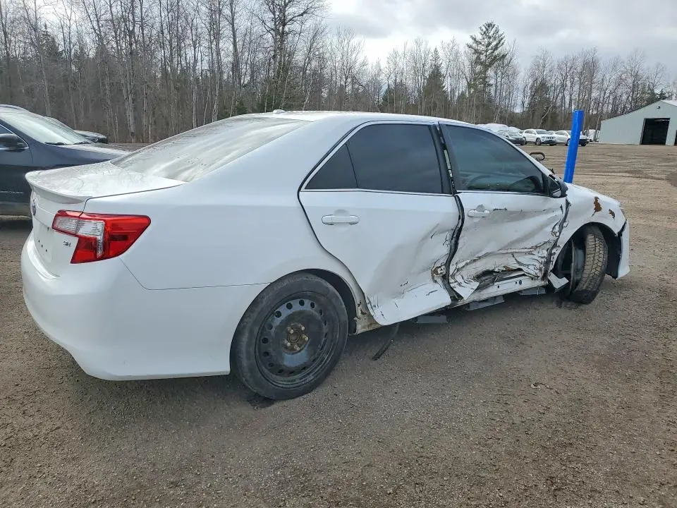 2014 TOYOTA CAMRY L  