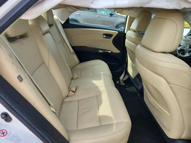 2015 TOYOTA AVALON XLE  