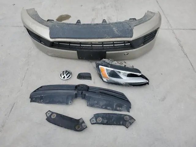 2014 VOLKSWAGEN JETTA BASE  