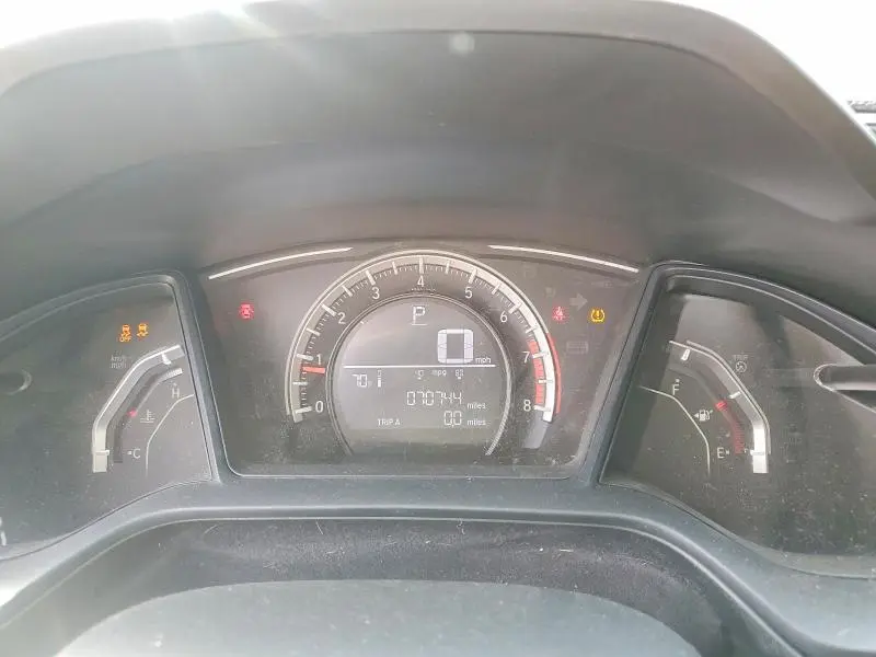 2018 HONDA CIVIC LX  