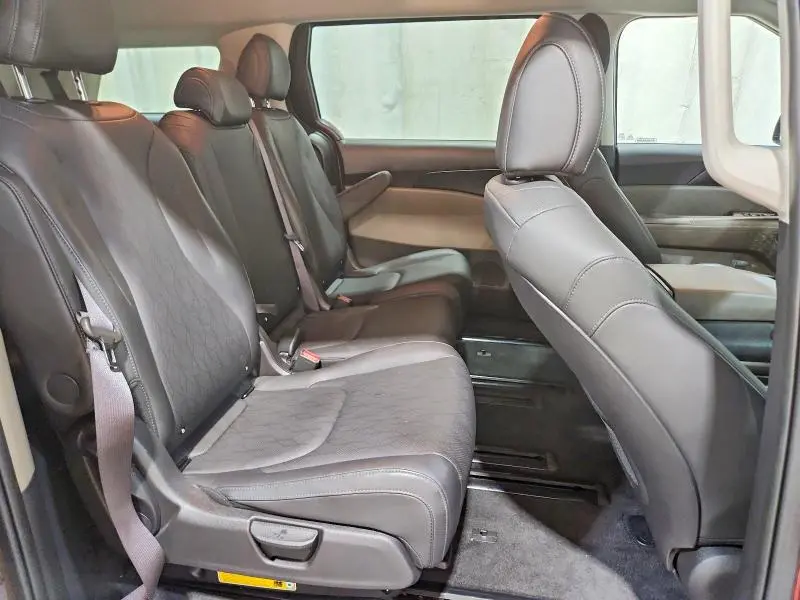 2026 KIA CARNIVAL LXS  