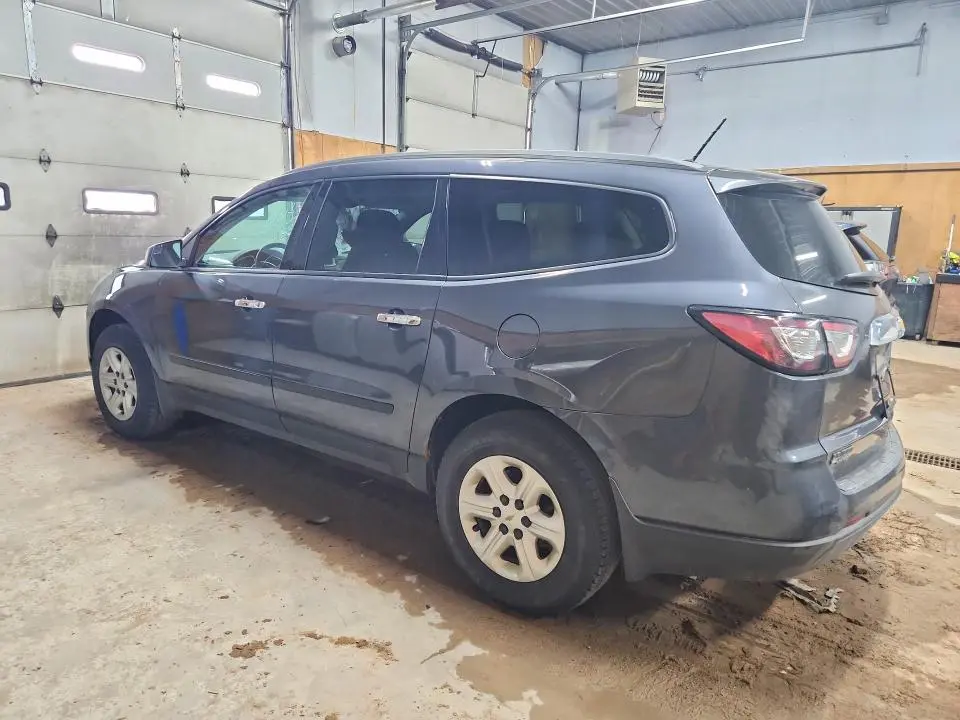 2013 CHEVROLET TRAVERSE LS  