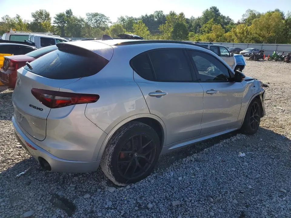 2020 ALFA ROMEO STELVIO   