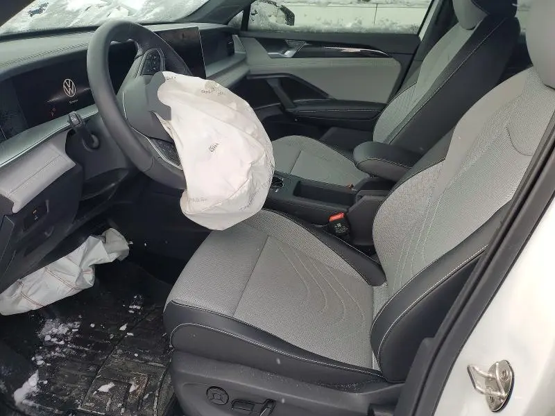 2025 VOLKSWAGEN TIGUAN SE R-LINE BLACK  