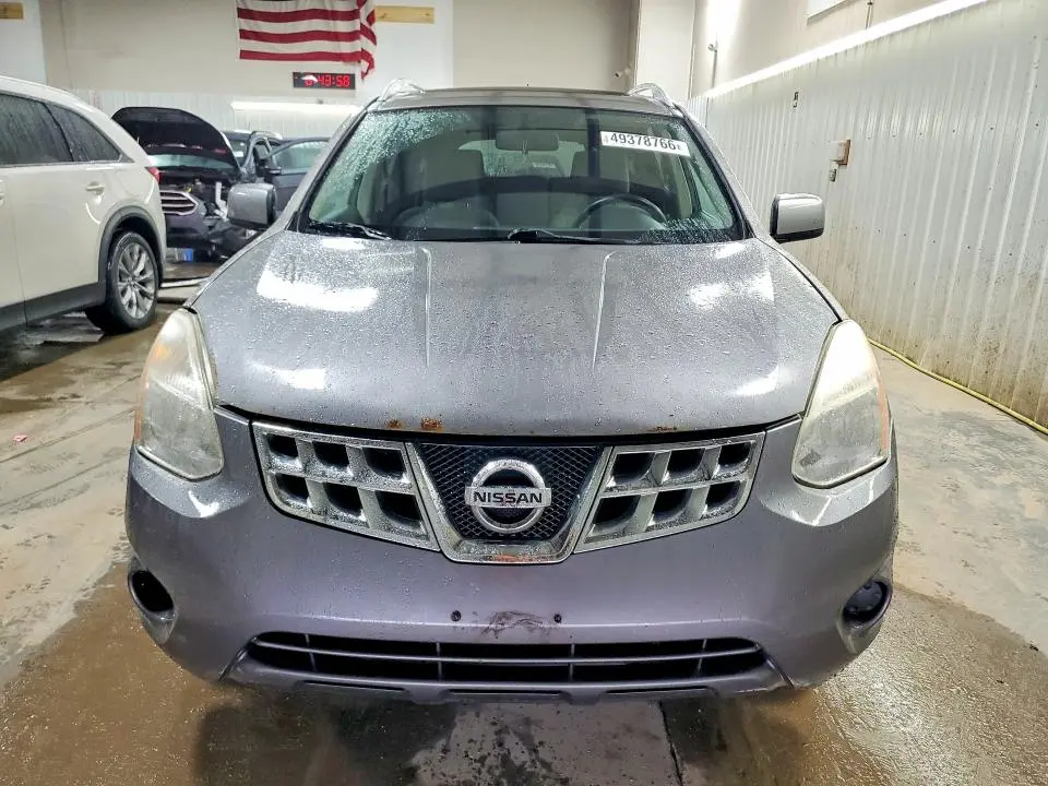 2011 NISSAN ROGUE S  