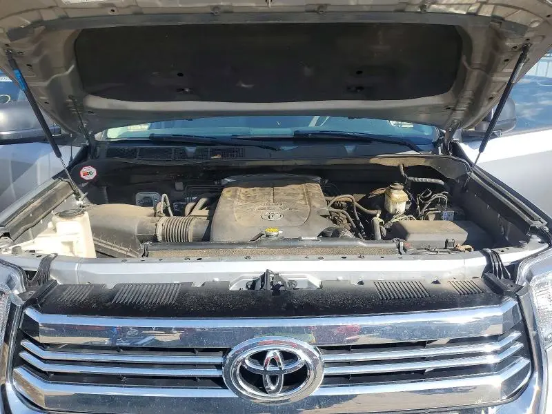 2017 TOYOTA TUNDRA SR5  