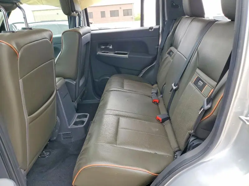 2011 JEEP LIBERTY SPORT  