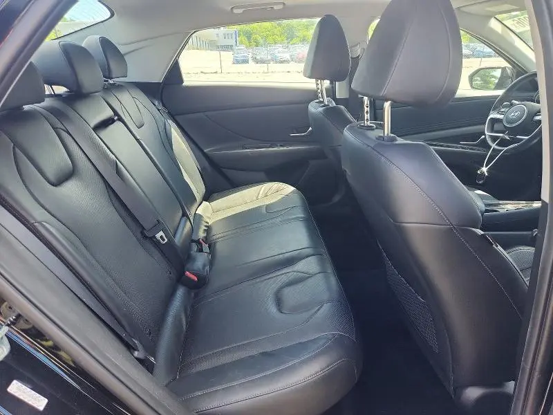 2022 HYUNDAI ELANTRA LIMITED  