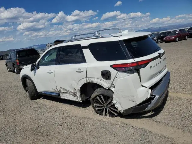 2024 NISSAN PATHFINDER PLATINUM  