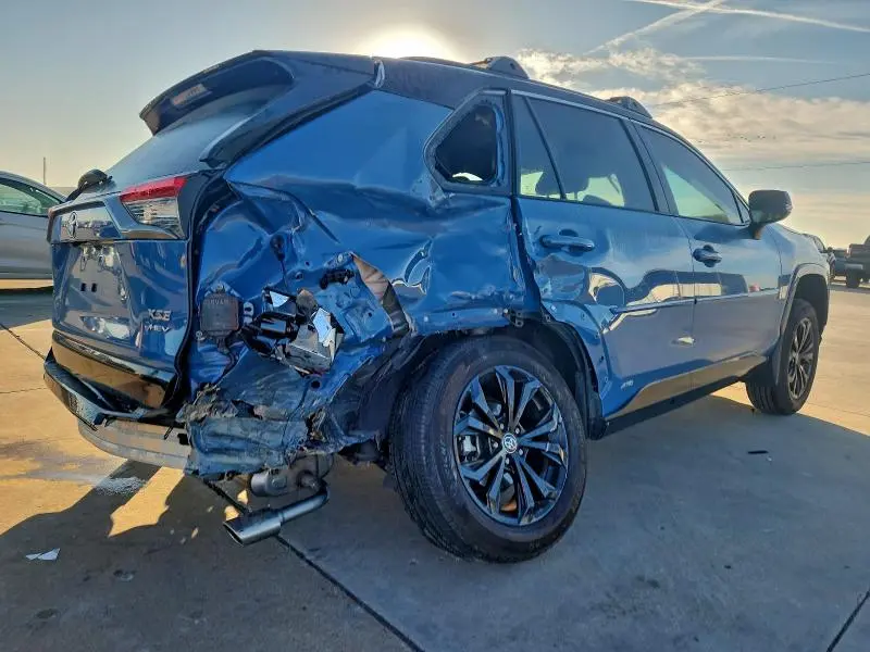 2025 TOYOTA RAV4 XSE  