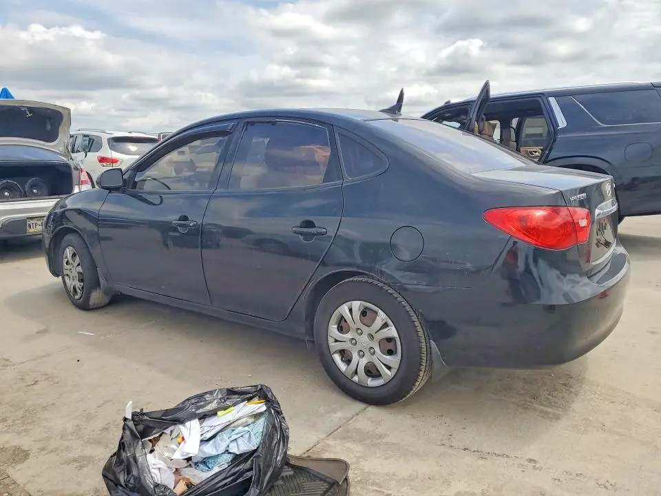 2010 HYUNDAI ELANTRA GLS  