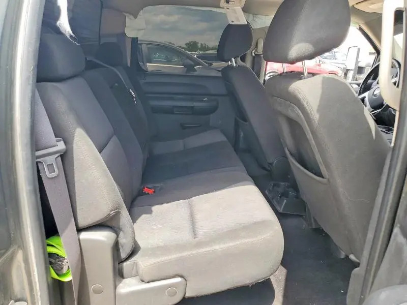 2011 CHEVROLET SILVERADO K1500 LT  