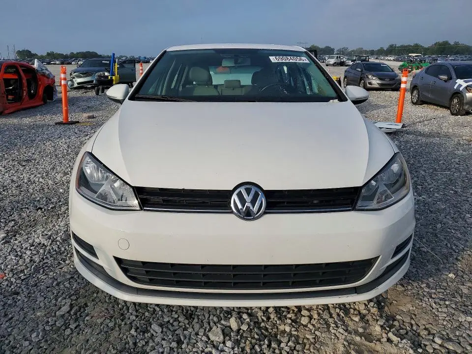 2016 VOLKSWAGEN GOLF S/SE  