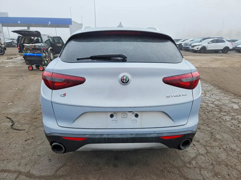 2021 ALFA ROMEO STELVIO SPORT  