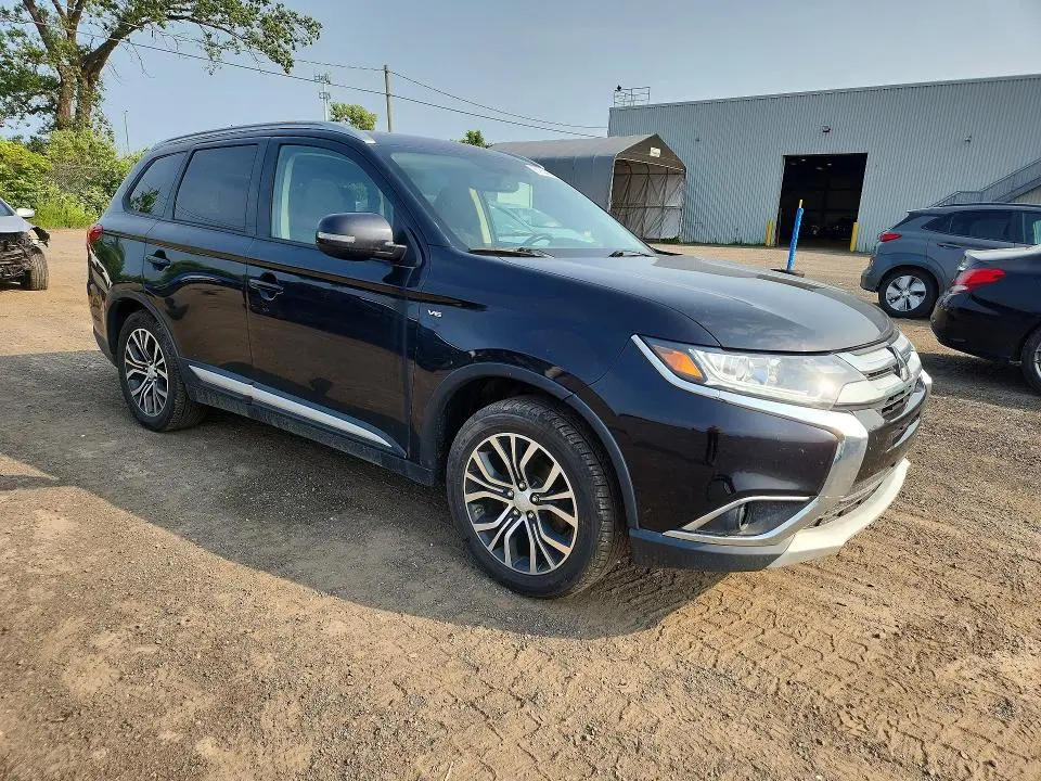 2016 MITSUBISHI OUTLANDER SE  