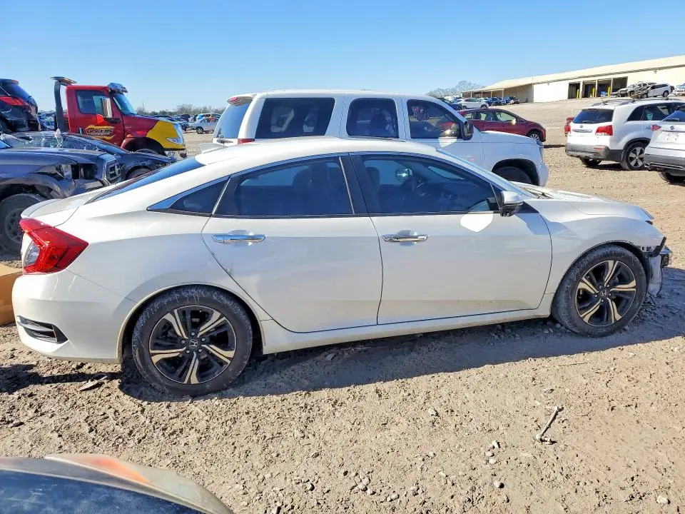 2017 HONDA CIVIC TOURING  