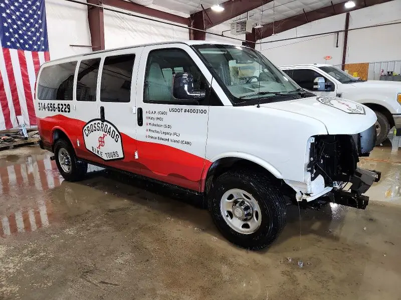 2020 CHEVROLET EXPRESS G2500 LT  