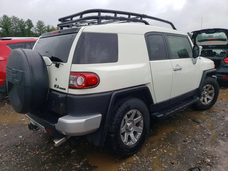 2014 TOYOTA FJ CRUISER BASE  