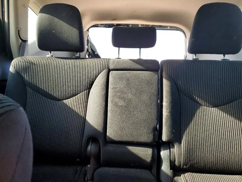 2016 TOYOTA PRIUS V THREE  