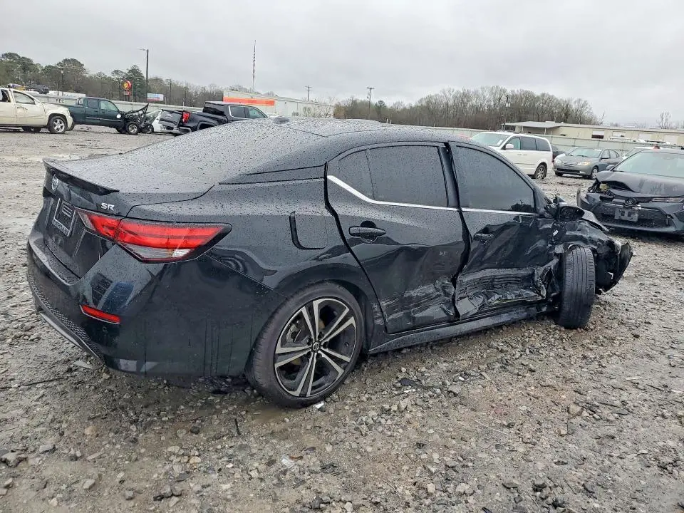 2021 NISSAN SENTRA SR  