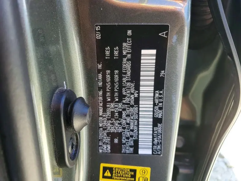 2015 TOYOTA HIGHLANDER LE PLUS  