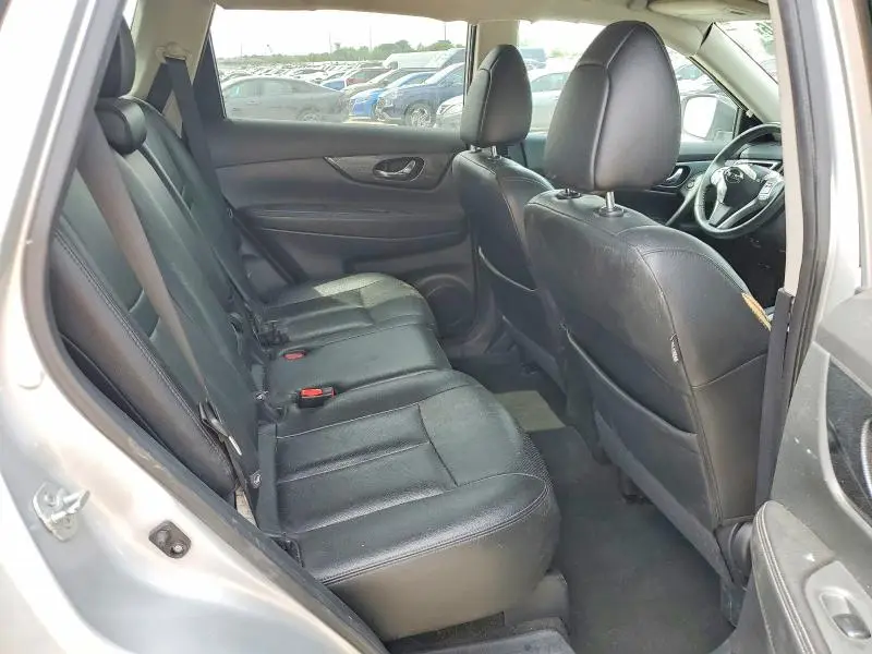 2016 NISSAN ROGUE SL  
