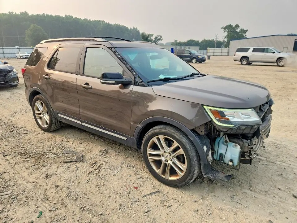 2016 FORD EXPLORER XLT  