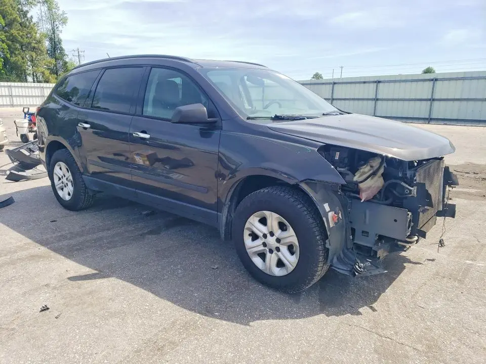 2015 CHEVROLET TRAVERSE LS  