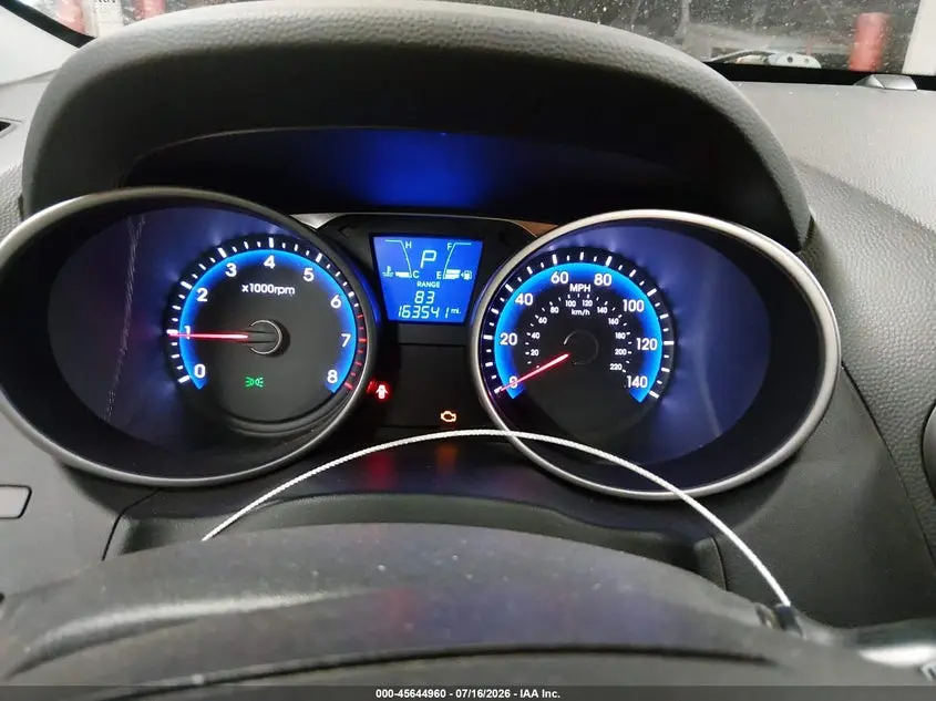 2015 HYUNDAI TUCSON SE