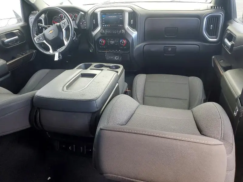 2021 CHEVROLET SILVERADO K1500 LT  