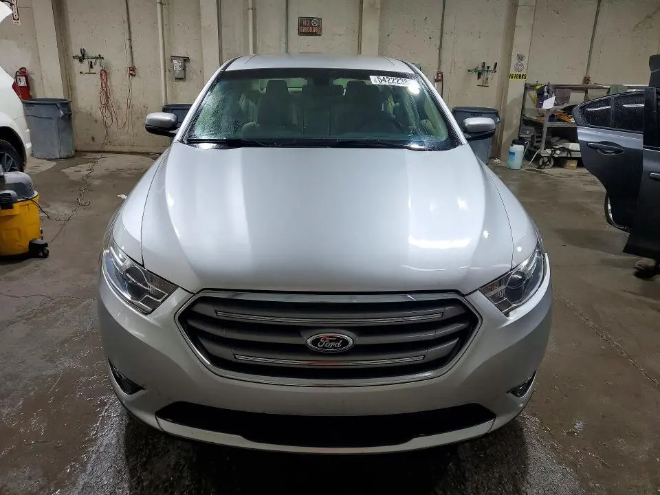 2013 FORD TAURUS SEL  