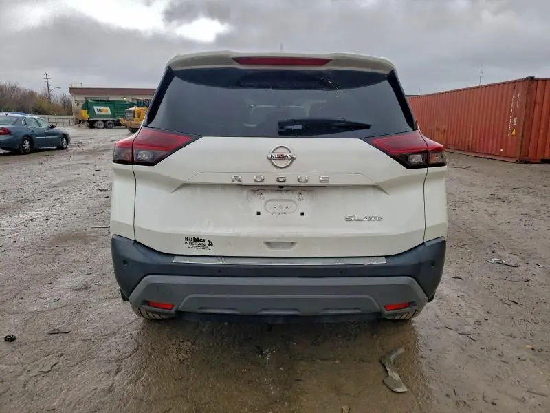 2021 NISSAN ROGUE SL  